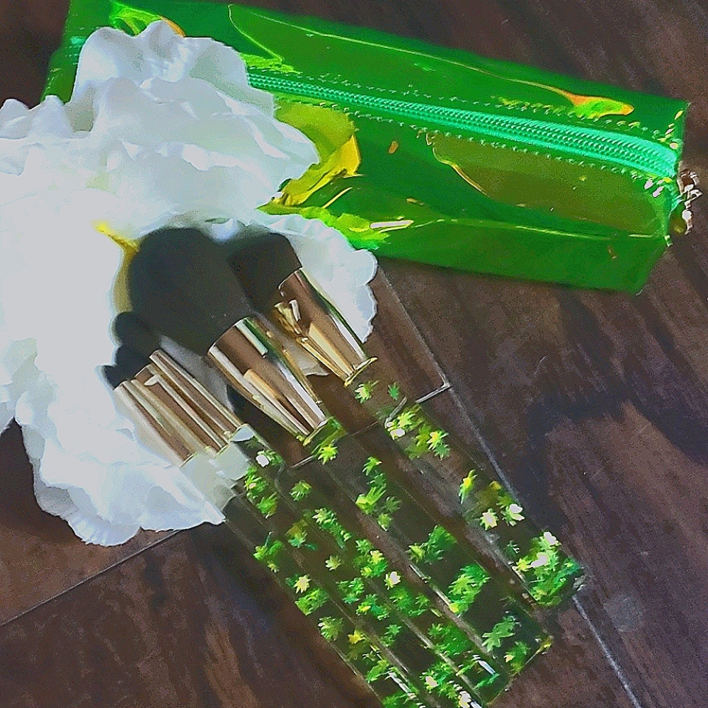 ‼️ LIMITED EDITION ‼️420 Makeup Brushes